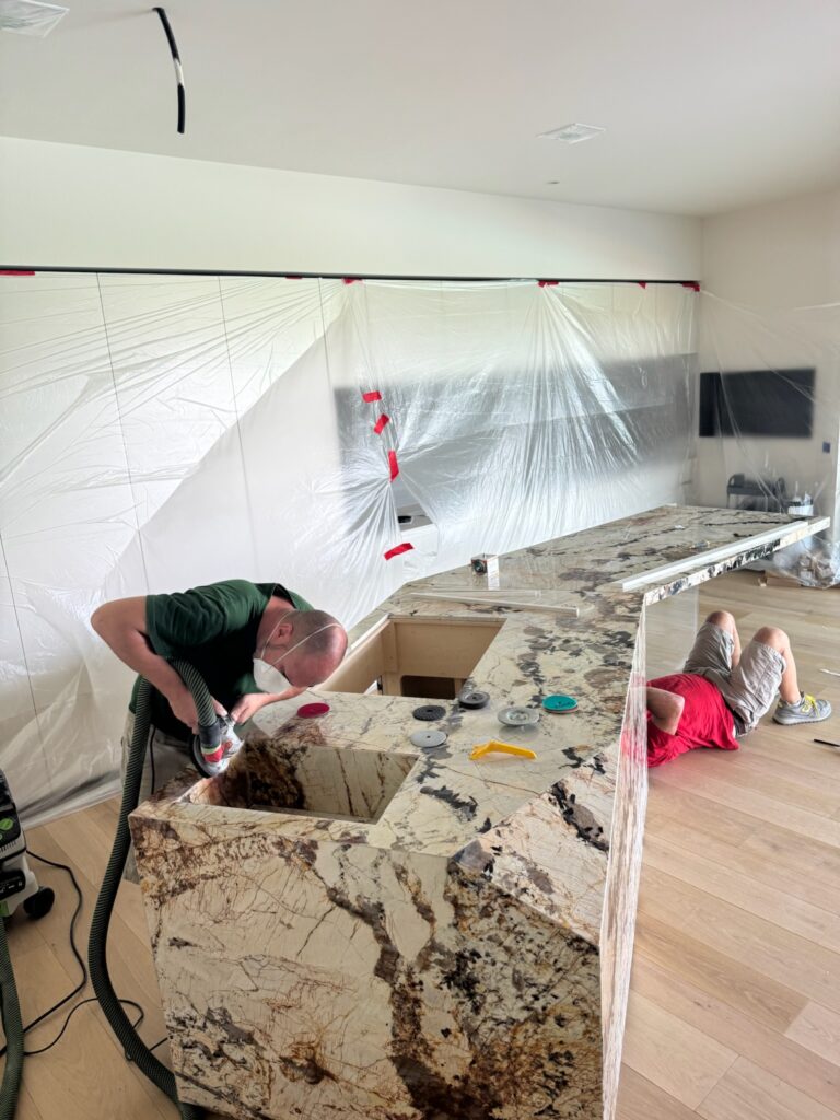 rifinitura in cantiere cucina patagonia