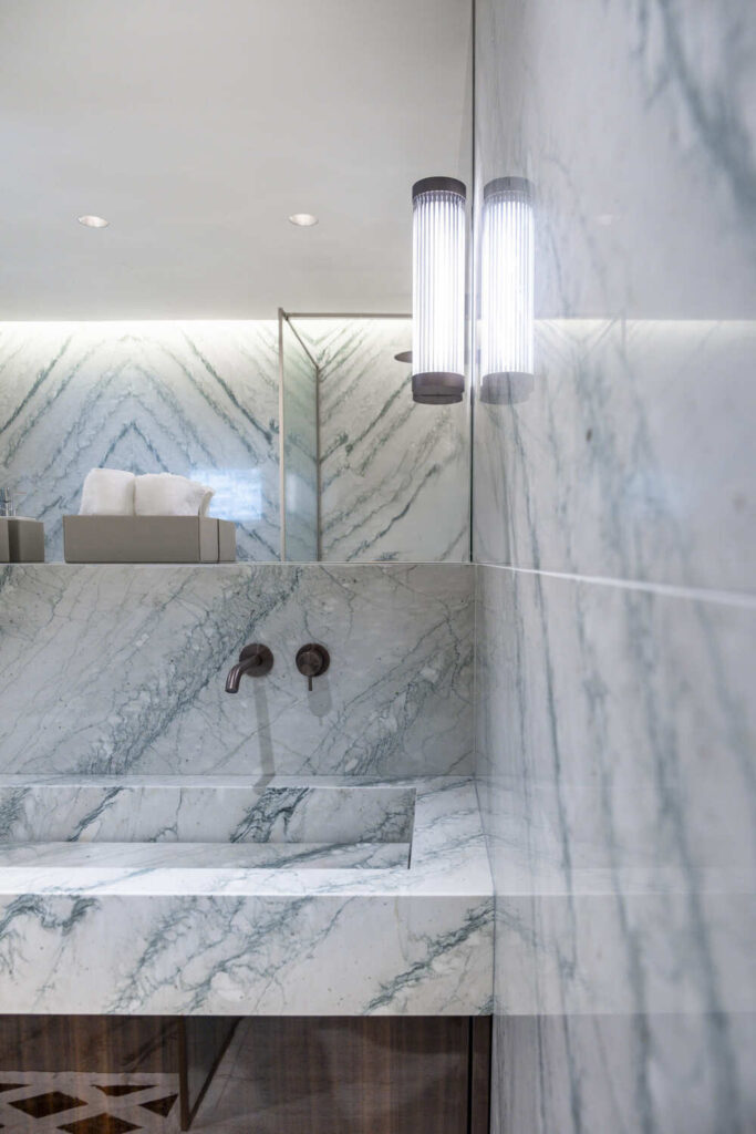 washbasin in cipollino verde