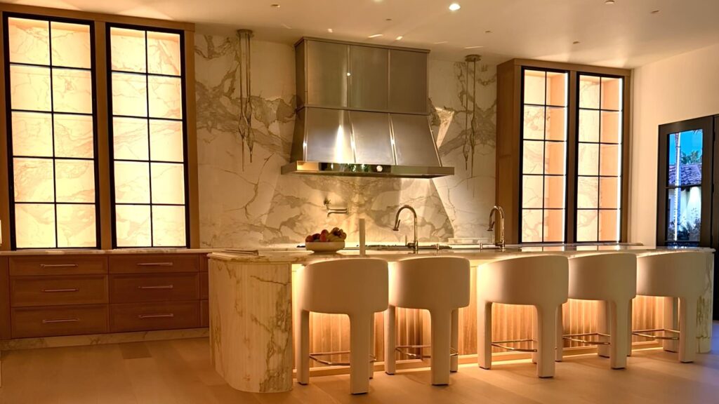 kitchen in calacatta borghini